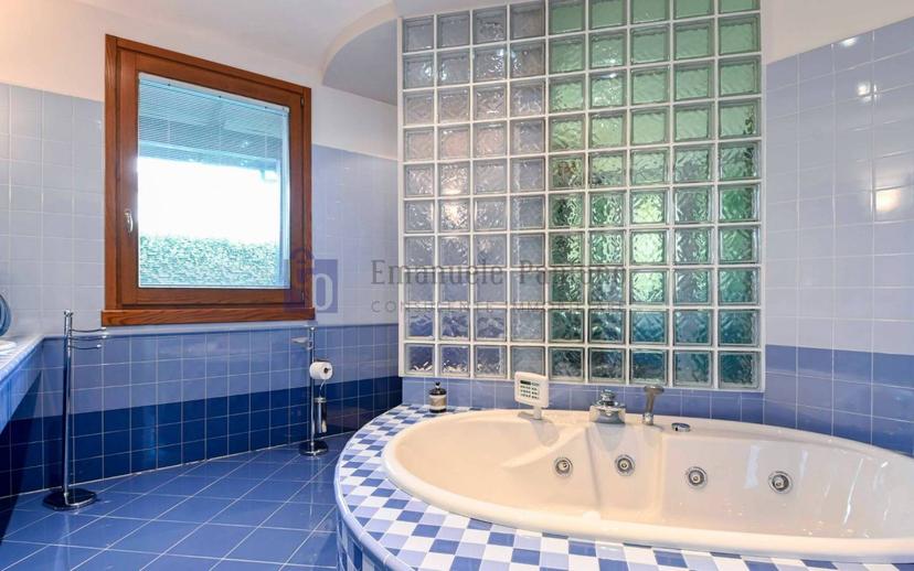 Villa plurifamiliare via Don Luigi Belotti 63, Centro, Grumello del Monte — foto 9 di 55