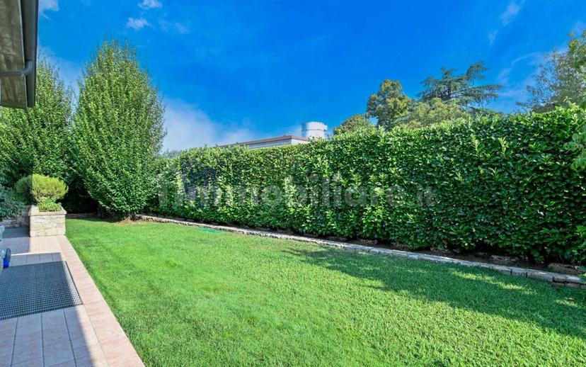 Villa plurifamiliare via Don Luigi Belotti 63, Centro, Grumello del Monte — foto 2 di 55
