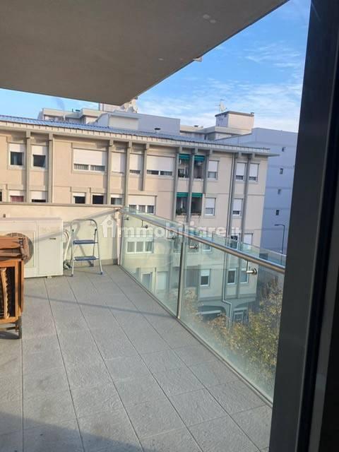 Quadrilocale ottimo stato, quarto piano, Centro Storico, Pordenone — foto 12 di 15