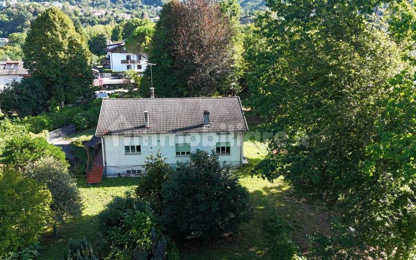 Villa unifamiliare via Giuseppe Mazzini 163, Centro, Tarcento — foto 20 di 32