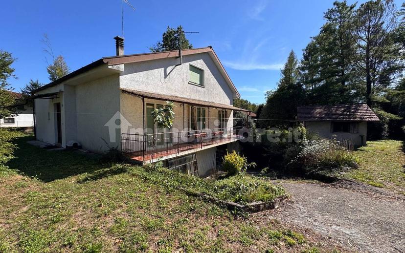 Villa unifamiliare via Giuseppe Mazzini 163, Centro, Tarcento — foto 14 di 32