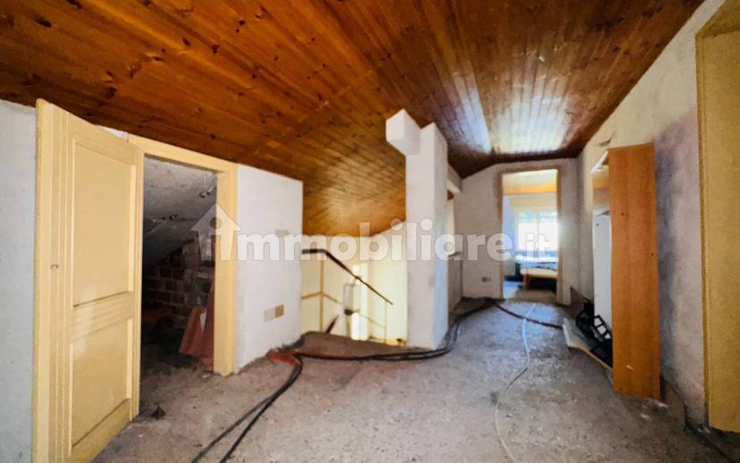 Villa unifamiliare via Giuseppe Mazzini 163, Centro, Tarcento — foto 31 di 32