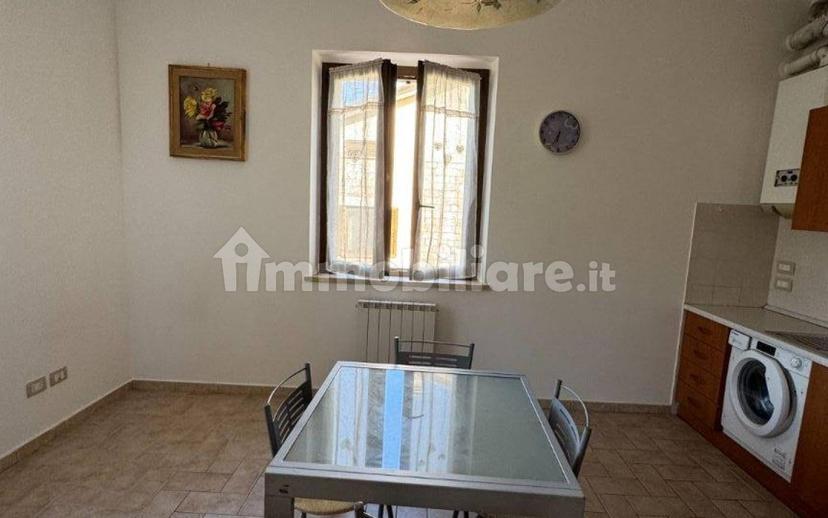 Trilocale via Ponte Vico, Palazzo, Petrignano, Assisi — foto 2 di 17