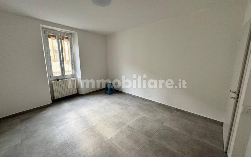 Trilocale via Viscontina 12, Centro Storico, Voghera — foto 9 di 9