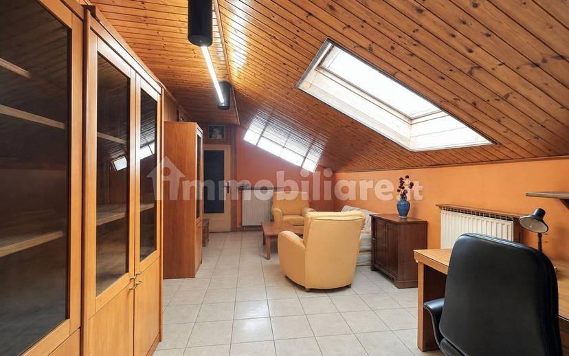 Terratetto unifamiliare via Umberto Locati 12, Infrangibile, Piacenza — foto 3 di 24