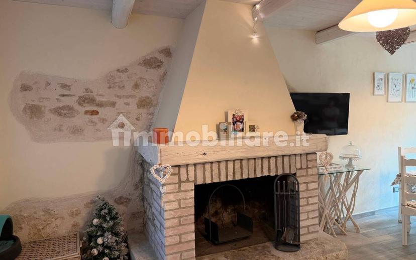 Trilocale via del Carmine 5, Centro, Rocca di Mezzo — foto 19 di 24
