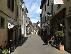 Attico via 4 Novembre 43, Camaiore Paese, Camaiore — foto 12 di 15