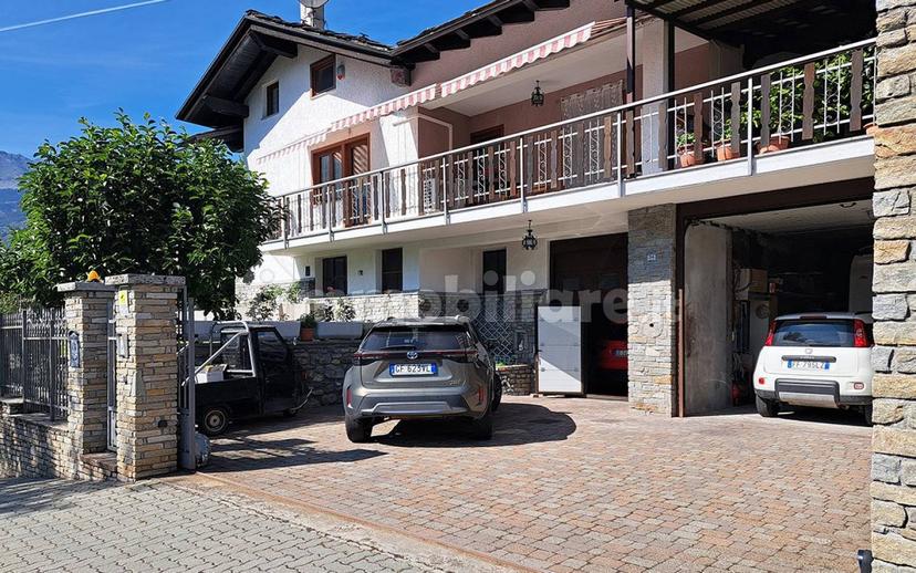 Villa bifamiliare frazione Closellinaz, Roisan — foto 98 di 100