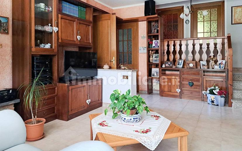Villa bifamiliare frazione Closellinaz, Roisan — foto 57 di 100