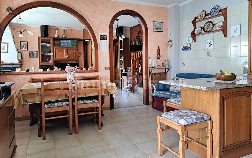 Villa bifamiliare frazione Closellinaz, Roisan — foto 2 di 100