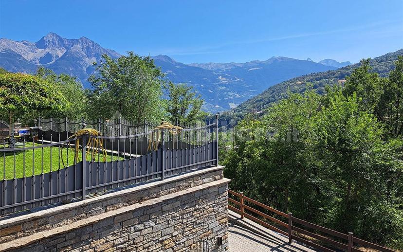 Villa bifamiliare frazione Closellinaz, Roisan — foto 6 di 100
