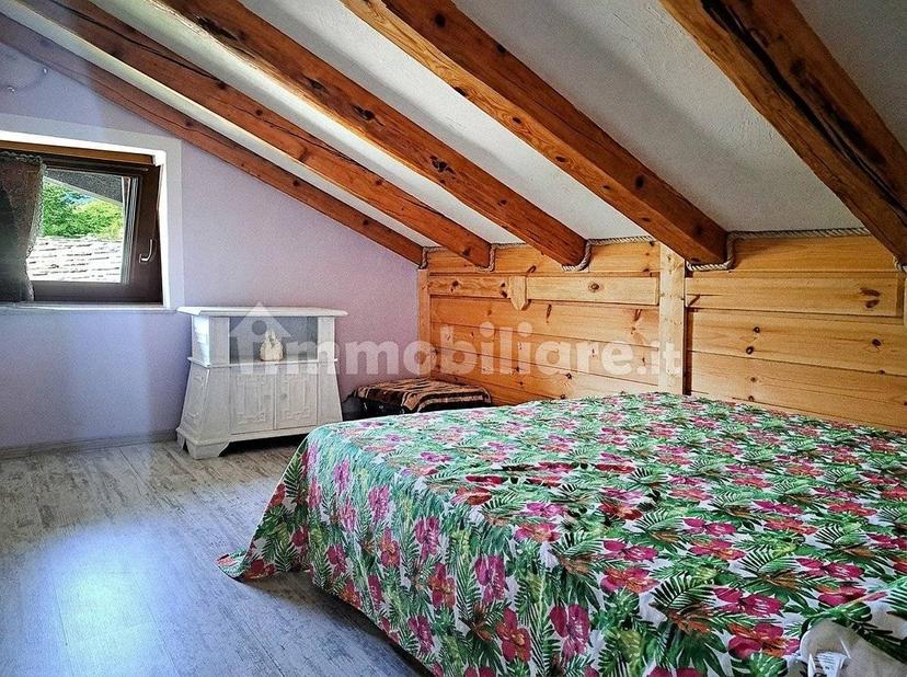 Villa bifamiliare frazione Closellinaz, Roisan — foto 10 di 100