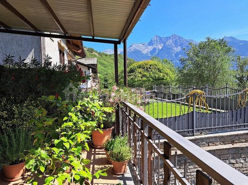 Villa bifamiliare frazione Closellinaz, Roisan — foto 34 di 100