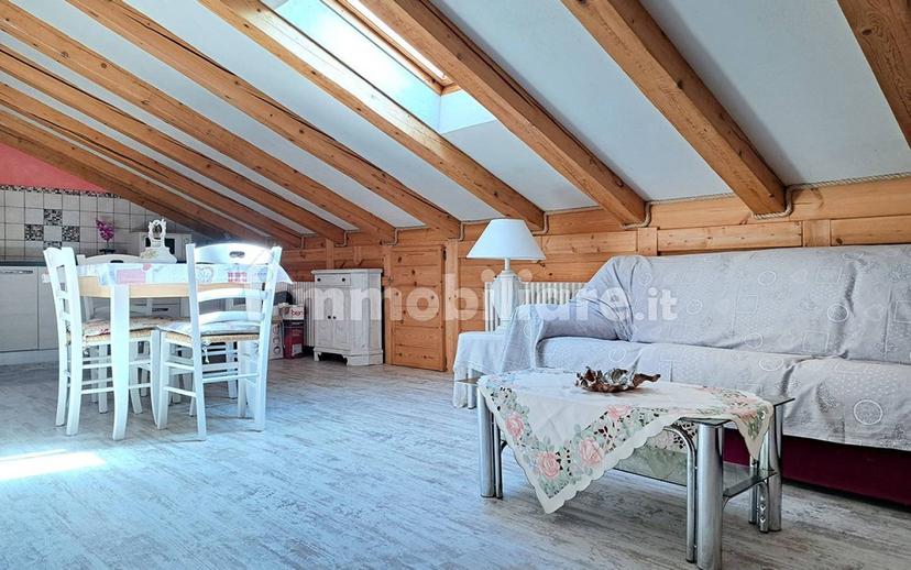 Villa bifamiliare frazione Closellinaz, Roisan — foto 99 di 100