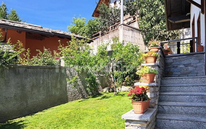 Villa bifamiliare frazione Closellinaz, Roisan — foto 20 di 100