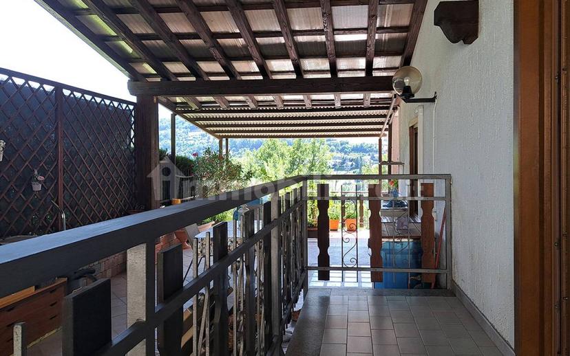 Villa bifamiliare frazione Closellinaz, Roisan — foto 3 di 100