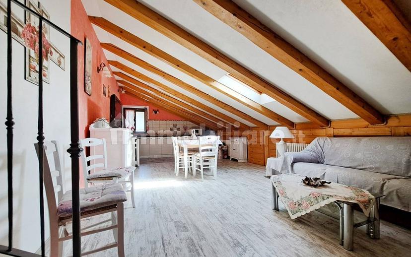 Villa bifamiliare frazione Closellinaz, Roisan — foto 16 di 100