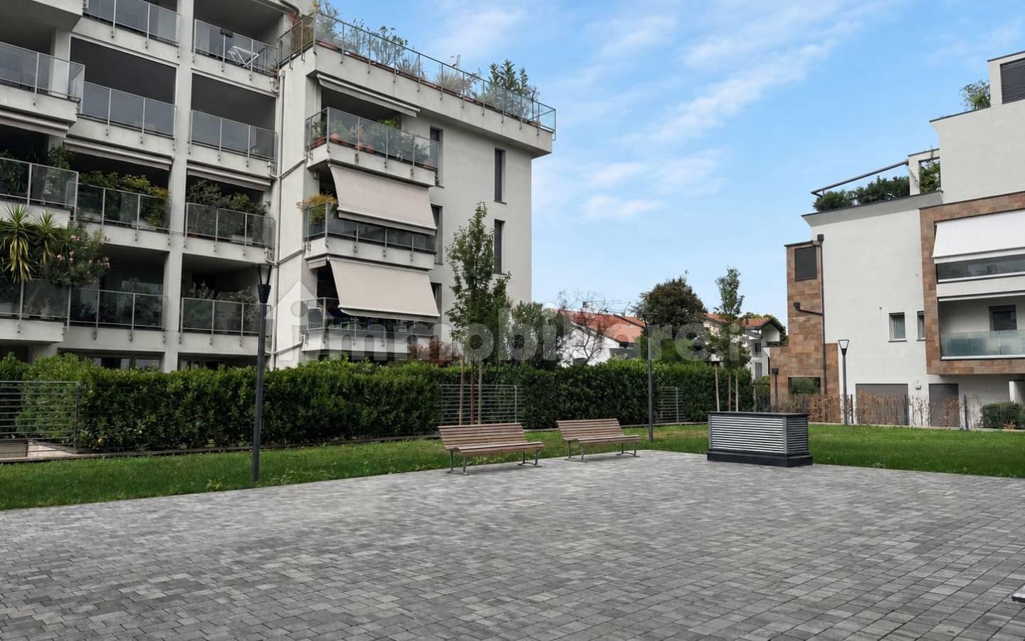 Trilocale via della Birona 58, Cazzaniga - Ospedale, Monza