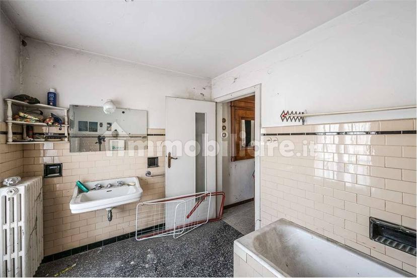 Quadrilocale piazza VITTORIO VENETO , 24, Centro, Noceto — foto 26 di 43
