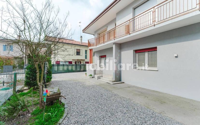 Villa bifamiliare via della Chiesa Zerman, Zerman, Mogliano Veneto — foto 14 di 19