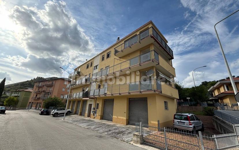 Attico buono stato, 243 m², Centro, San Severino Marche — foto 13 di 49