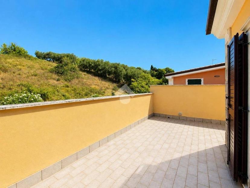 Trilocale via Monte Taccone 195, Sant'Elpidio a Mare — foto 22 di 25