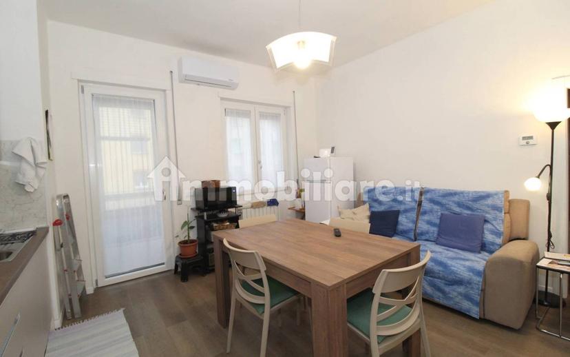 Trilocale viale Francesco Petrarca, Centro, Valdagno — foto 7 di 13