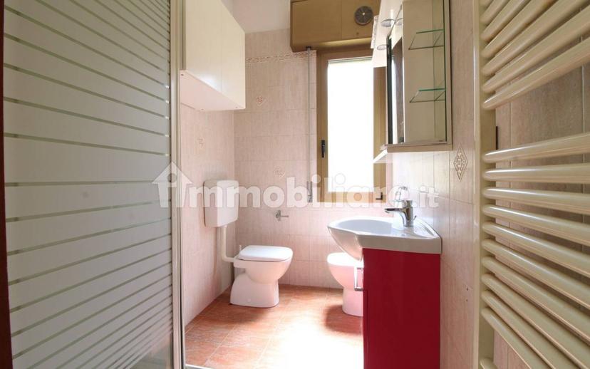 Trilocale buono stato, piano rialzato, Centro, Marullina, Casalecchio di Reno — foto 9 di 13