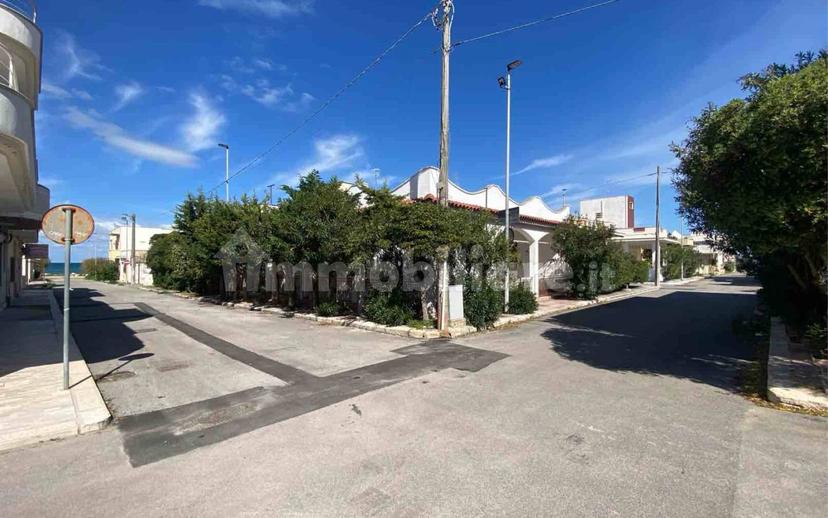 Quadrilocale via Venere 15, Specchiolla, Carovigno — foto 75 di 99