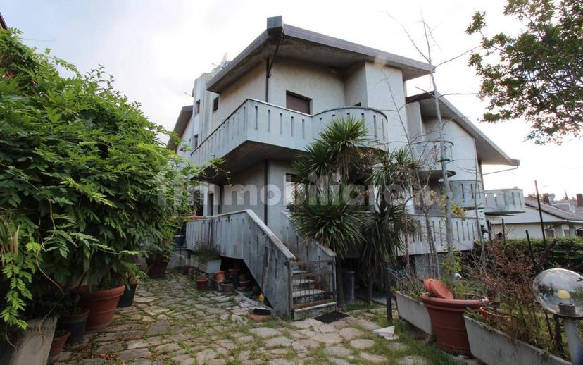 Villa a schiera via Ancona 4/B, La Pigna Pigna Bassa, Folignano — foto 4 di 54