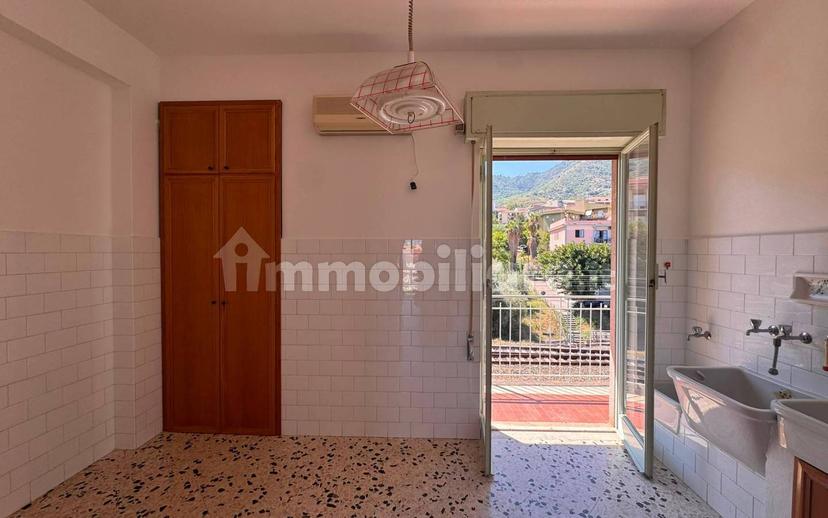 Appartamento via Antonio Gramsci 71, Centro, Cefalù — foto 2 di 8