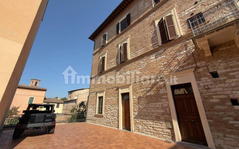 Quadrilocale via Saffi 10, Centro, Fabriano — foto 7 di 37