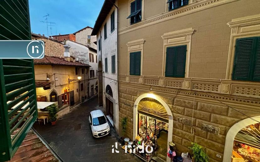 Bilocale via dei Fabbri, Piazza della Sala, Pistoia