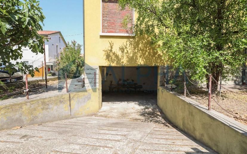 Villa unifamiliare via dei Garibaldini, Centro, Forlimpopoli — foto 5 di 34