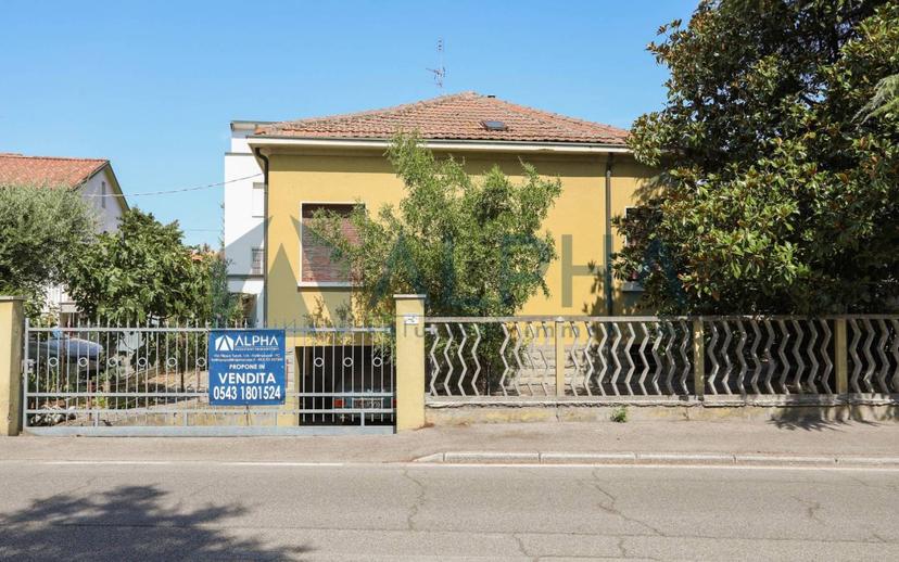 Villa unifamiliare via dei Garibaldini, Centro, Forlimpopoli — foto 17 di 34