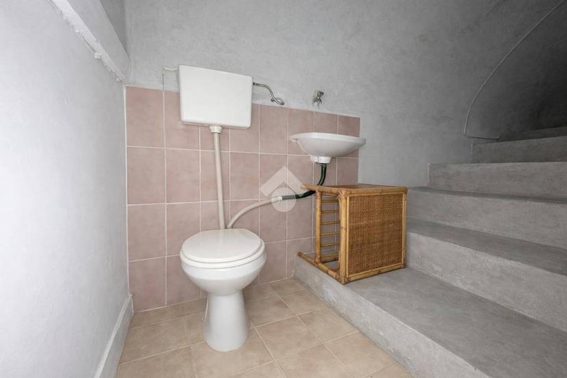 Trilocale via Littardi 33, Centro, Taggia — foto 4 di 22