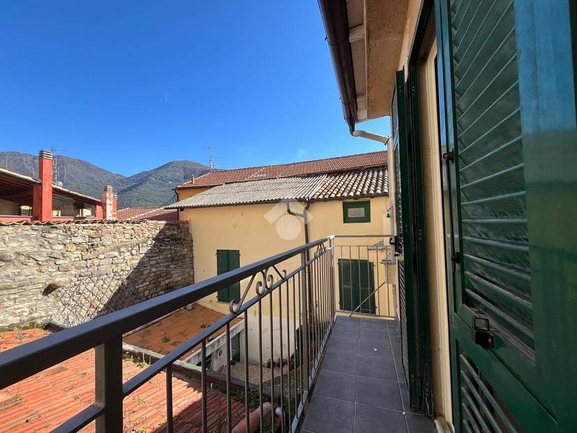 Trilocale via Littardi 33, Centro, Taggia — foto 8 di 22
