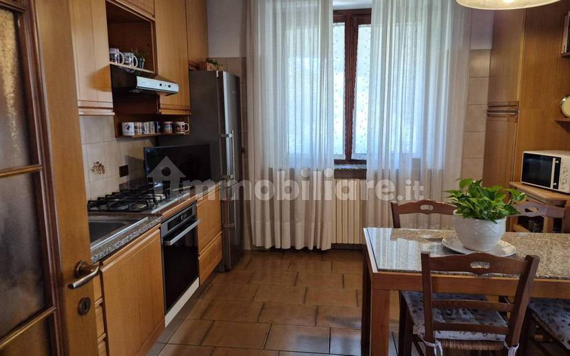 Villa unifamiliare via Libertà, Lazzate — foto 4 di 98