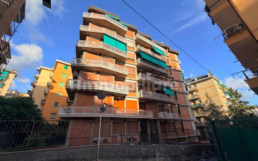 Trilocale via Briscata 27, Sestri Ponente, Genova