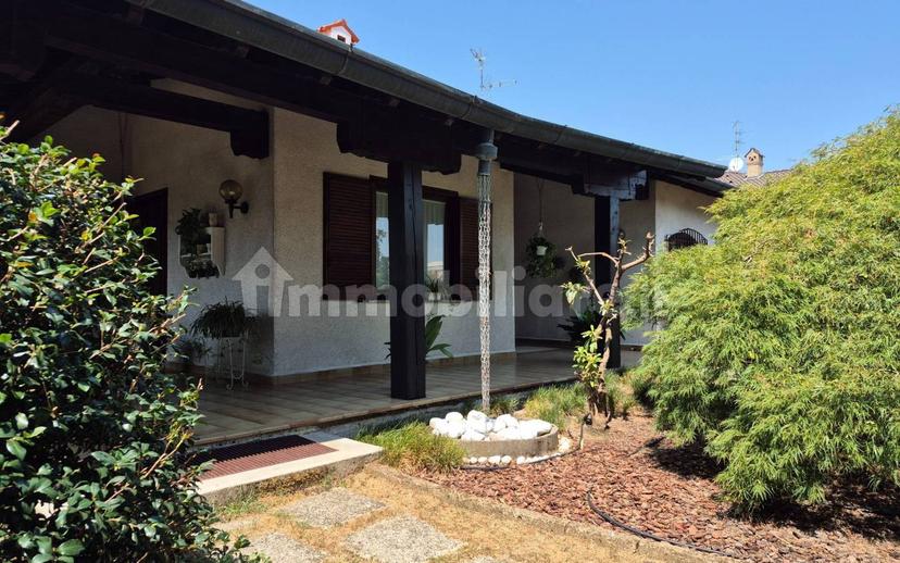 Villa unifamiliare via Libertà, Lazzate — foto 60 di 98