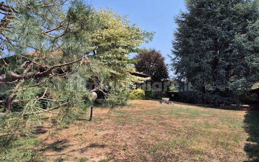 Villa unifamiliare via Libertà, Lazzate — foto 76 di 98