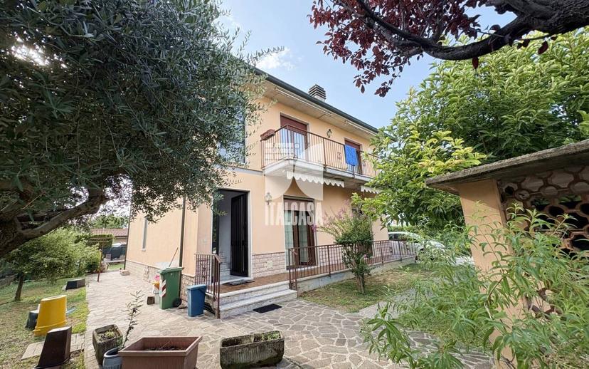 Villa unifamiliare via Bellini, Sant'antonio, Porto Mantovano — foto 2 di 40