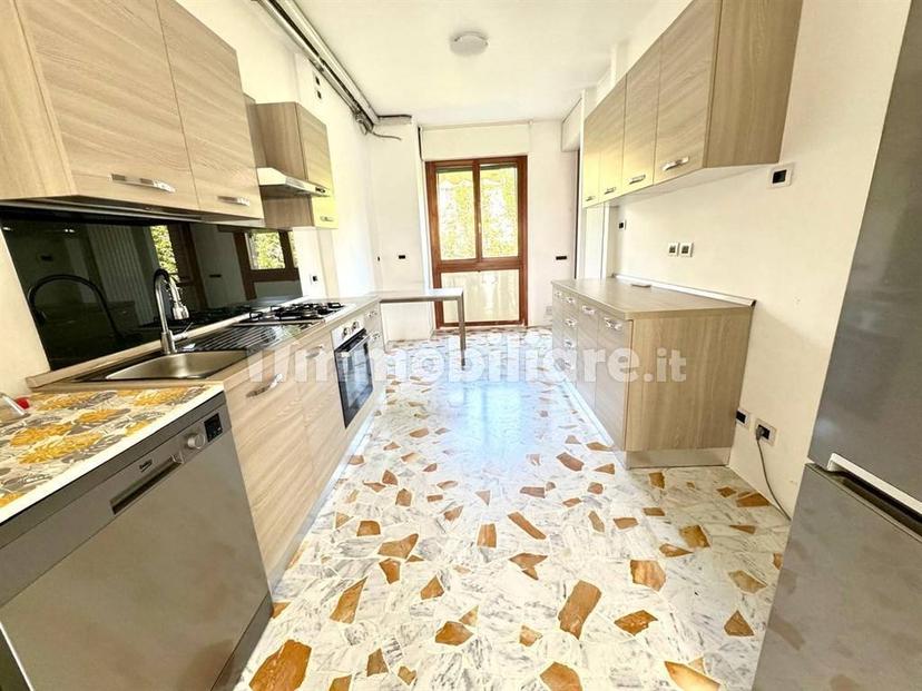 Appartamento via oslavia 24, San Biagio, Monza — foto 19 di 36