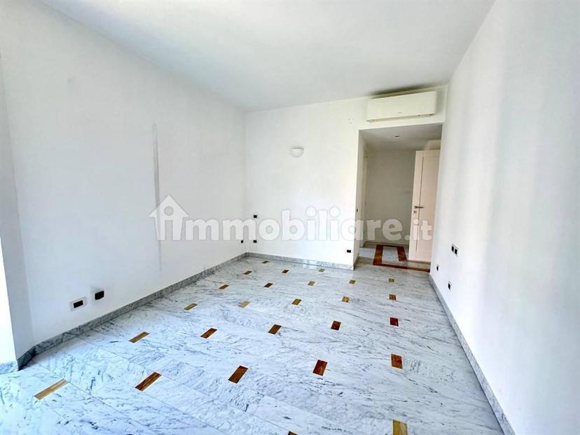 Appartamento via oslavia 24, San Biagio, Monza — foto 6 di 36