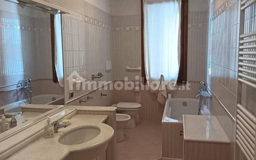 Stanza in affitto in appartamento Vergaio - Tobbiana, Prato — foto 17 di 23