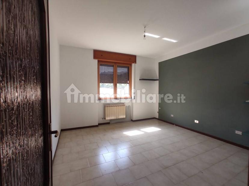 Quadrilocale via Giacomo Bionda, Centro, Ponte dell'Olio — foto 9 di 10