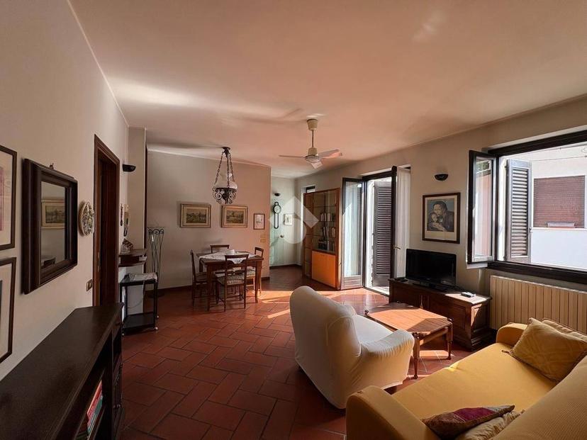 Bilocale via Guglielmo Marconi 31, Centro, Adrara San Martino — foto 4 di 10