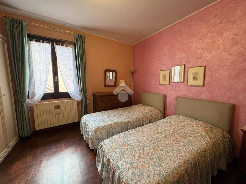 Bilocale via Guglielmo Marconi 31, Centro, Adrara San Martino — foto 2 di 10
