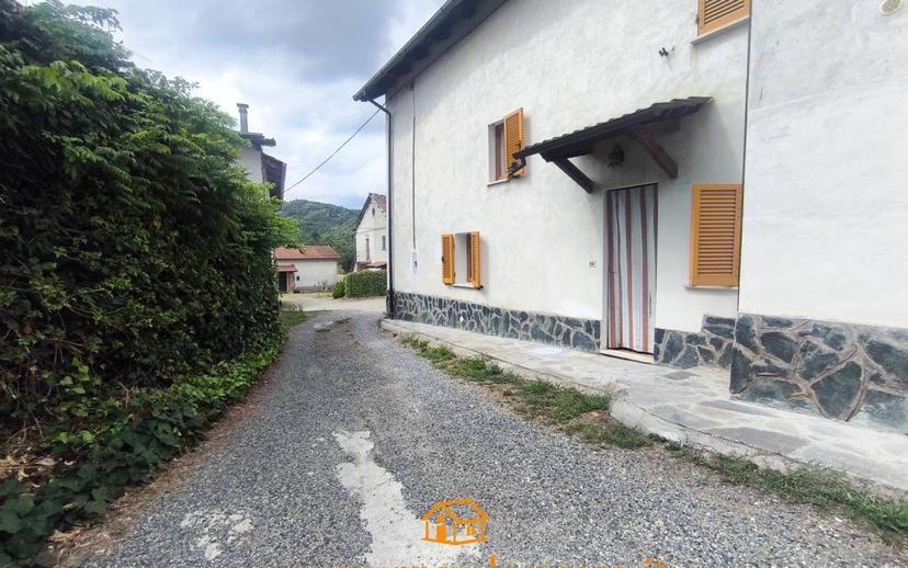 Terratetto unifamiliare 117 m², buono stato, Visone — foto 4 di 36