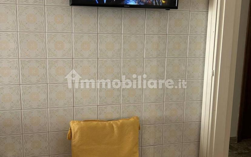 Stanza singola via delle Ortensie 8, Rieti — foto 5 di 19